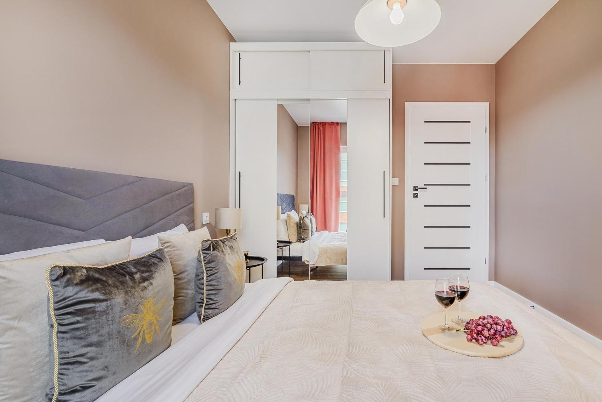 Lumina Luxury 3-Rooms Apartments With Parking Łódź Esterno foto